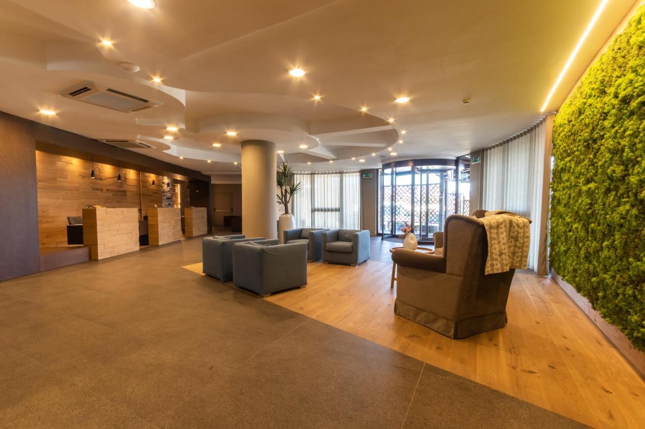Sport Village Hotel & Spa กัสเตลดิซังโกร ภายนอก รูปภาพ